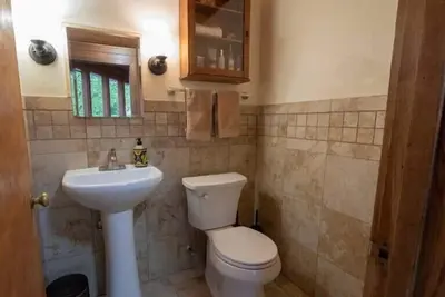 Image de Lakefront Home: 3 bedroom, 1. 5 bath, private dock\n