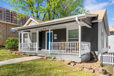 Image de Downtown Fayetteville Bungalow
