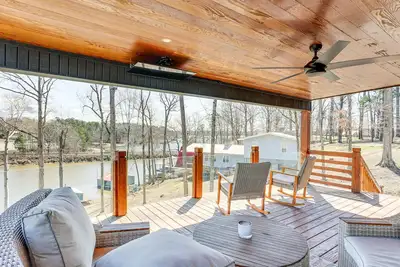 Image de Modern Lake House Retreat w\/ Deck on Pickwick Lake