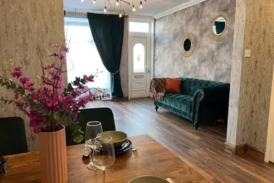 Image de Moderne-Maison-Salle de bain privée séparée-Vue ville