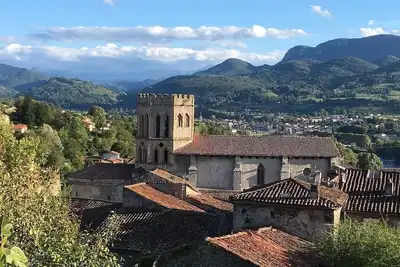 Image de Hôtel Particulier de Charme en plein Coeur de Saint-Lizier, au pied des Pyrénées