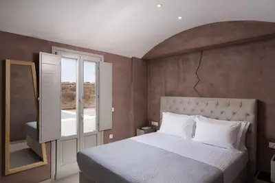 Image de Exquisite Santorini Suite | Two Bedroom Suite with Private Hot Tub | Monolithos