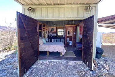 Lil' Al's Barndominium • Simple + Private + Ev