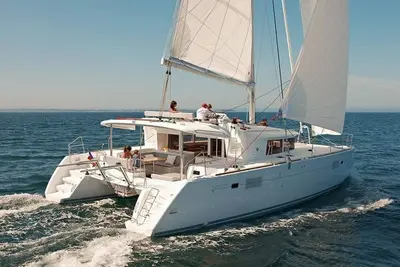 Image de Reduced Rate! 46’ Yacht in Beautiful Resort!