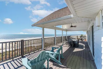 Image de SunScape: 4br Top-Floor Condo, Beachfront, Deck, Pool/Spa, Pet-Friendly
