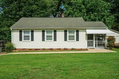 Image de Respite Inn- Monthly Rental 3 Miles to Dt Gvl