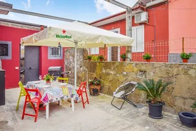 Image de Superbe maison à Mitogio avec WiFi