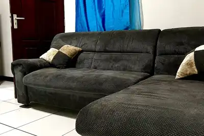 Safe, Cozy and Clean apartments, 10 min from the local markets/gym.