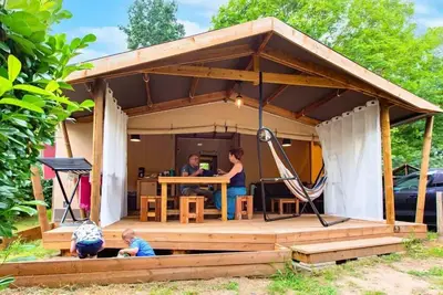 Image de Ecolodge Cotton Toilée Confort 35m² (2 chambres) dont terrasse couverte de 11m² + Tv 5 personnes