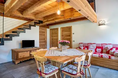 Image de Appartement 'Volo Dell'aquila Con Sauna Privata' avec vue sur la montagne, jardin partagé et Wi-Fi