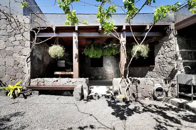 Image de Maison de vacances 'Finca El Refugio' avec vue sur les montagnes, terrasse privée et Wi-Fi