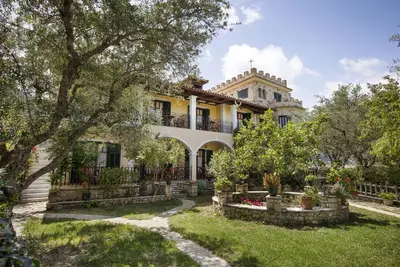 Image de Studio 'Castellos Bellos 6' avec jardin partagé, Wi-Fi et climatisation