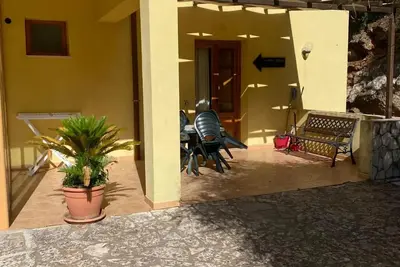 Image de Appartement 'Appartamento Standard 1' avec piscine partagée, Wi-Fi et climatisation