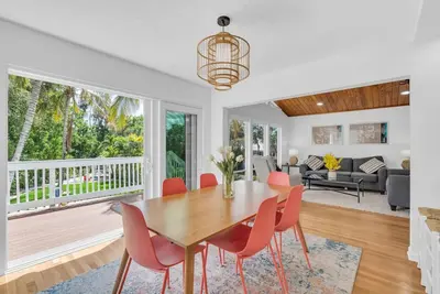 Image de Family Beach House with Pool, Arcades, Bbq & Fire Pit