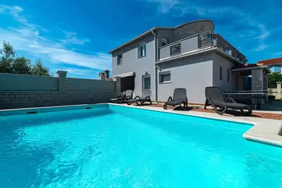 Image de Maison pour la famille avec la piscine Gajana, Fazana (K-22578)