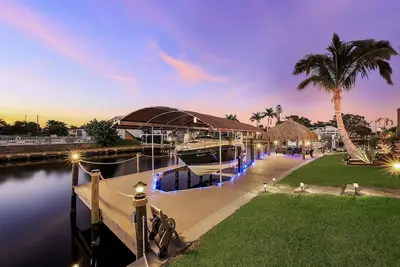 Image de Vrcc Villa Sunset Getaway - a romantic getaway