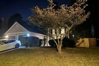 Image de Atlanta Metro Central Location 5 Minutes From The City, Buckhead Stone Mountai
