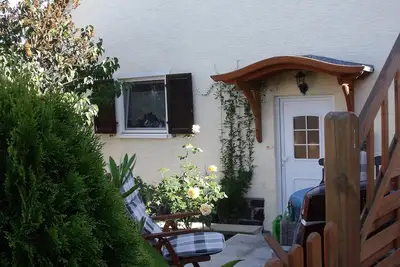 Image de Maison de vacances 'Ferienhaus Apfelblüte' avec vue sur les montagnes, terrasse privée et Wi-Fi