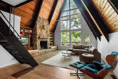 Echo Point: 3  Br, 2. 5  Ba House in Jasper, Sleeps 12