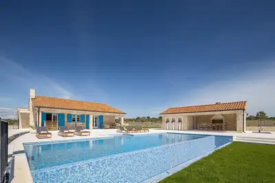 Image de Charming villa Viliska with heated pool