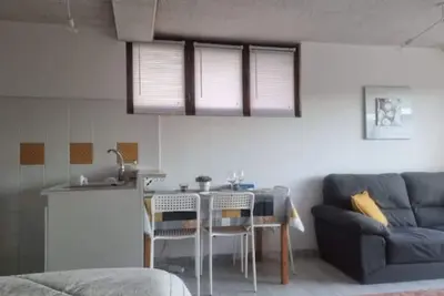 Image de Studio rénové à neuf à 70 km de Paris.
