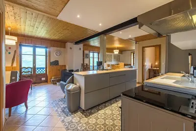 Image de Chalet de 200m2 pour 14 pers. avec vue panoramique sur la vallée