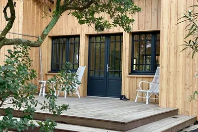 Image de Belle maison neuve en bois - emplacement idéale