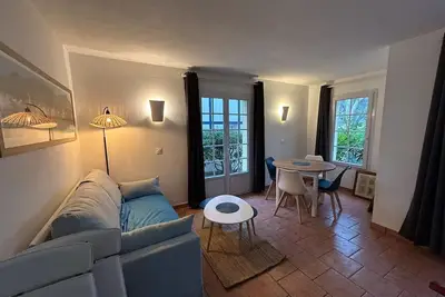 Image de Charmante maison dans résidence avec piscine proche golf et plage