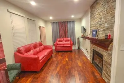 Image de Charmed Living in Springfield.