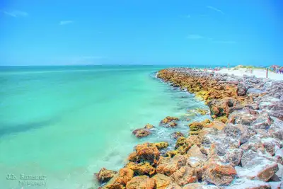 Image de Skyview Escape with a rooftop deck and an elevator - near Clearwater Beach
