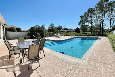 Image de The Palms. Luxurious, pool, view\n
