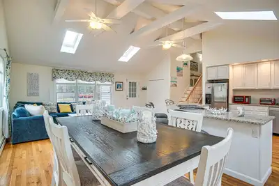Image de 2 Mi to Beach: East Falmouth Home w/ Game Room