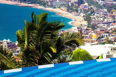 Enjoy the Ocean Views in Conchas Chinas, Secluded Oasis