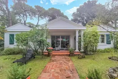 Gorgeous home in Saint-Brevin-les-Pins