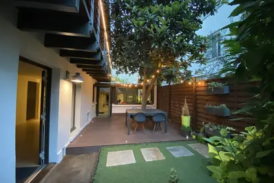 Image de Rare maison d'architecte calme avec jardin proche du métro