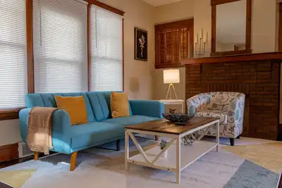 Image de Stylish & Cozy Stay by the Falls