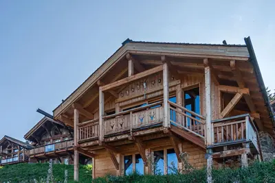 Image de Belle maison de vacances privée avec Wifi, Tv, terrasse, vue panoramique et parking