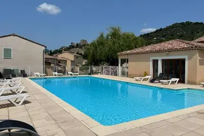 Image de Provence Charm: Spacious Flats & Stunning Landscape | Pool, Bike Room