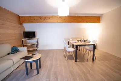 Image de Cozy Savoyard Getaway: Comfortable Living with Pool & Spa in the Mountains