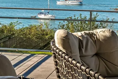Image de Lifestyle and Living by the Sea - Morning Glow