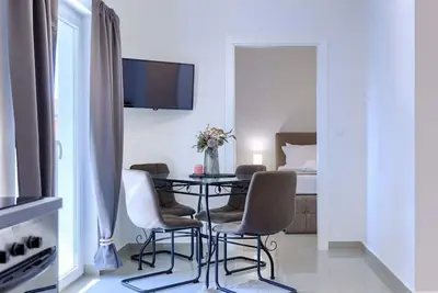 Image de Bel appartement pour 4 personnes avec Wifi, climatisation, Tv, terrasse et parking
