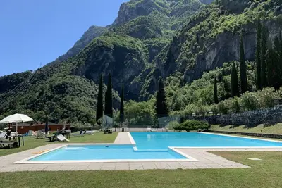 Image de Open space with Swimming pool, stunning views of Lake Garda and Wi-Fi