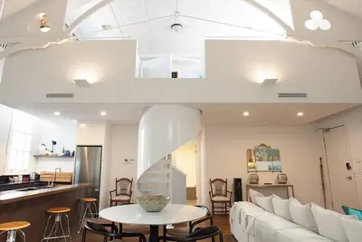 Image de Mezzanine Magic, Bondi Junction (Isyd)