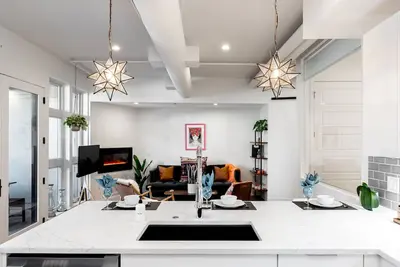 Image de Dog-Friendly 2br Bohemian Loft | Walk to RiNo Art