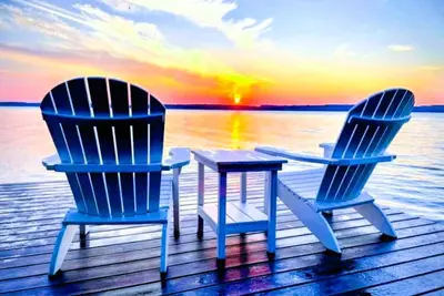 Serene Lakefront Retreat on Seneca Lake – A Year-Round Hidden Gem! \n