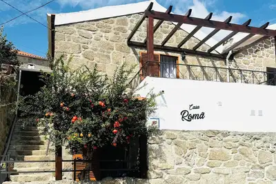Image de Casa Romã - Moradia em Pedra com Vista Para Parque Natural da Serra da Estrela