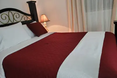 Image de Sumptuous Privada Retreat - 3 Bdrms/Sleeps Up To 7