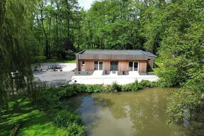 Image de Gîte rural pour 6 personnes à proximité d arras, au cœur d un marais privé.