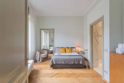 Image de Garibaldi's Balcony - Une Chambre Appartement, Couchages 4