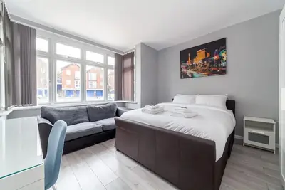 Image de Beautiful refurbished 4 Bedrooms